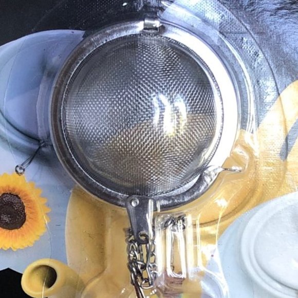 Brand New Steeped Tea Heart Charm Ball Infuser - Picture 3 of 5